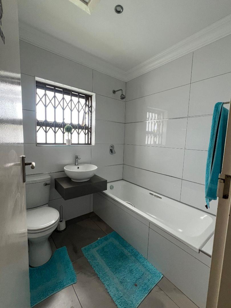 To Let 3 Bedroom Property for Rent in Newton Park Eastern Cape